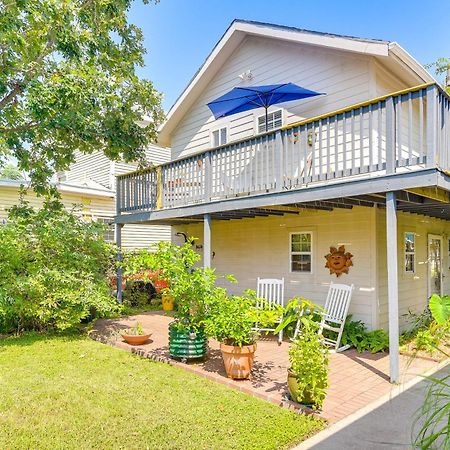 Cozy Galveston Apartment With Private Beach Pass! Dış mekan fotoğraf