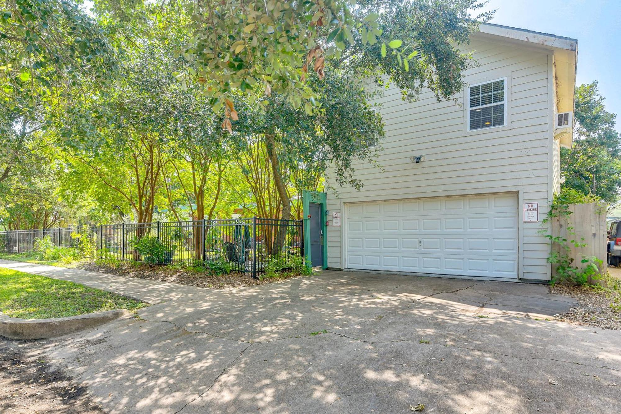 Cozy Galveston Apartment With Private Beach Pass! Dış mekan fotoğraf