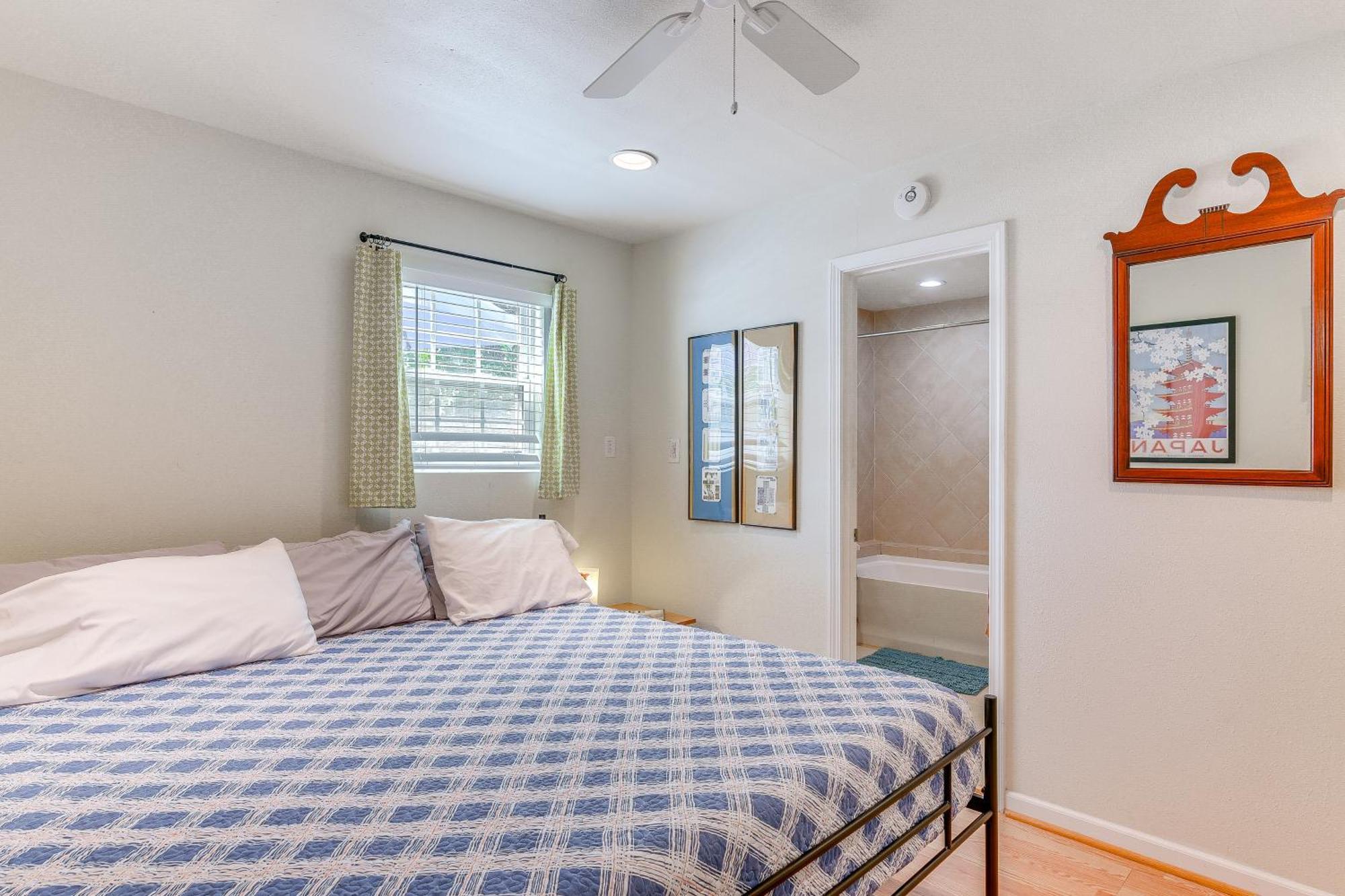 Cozy Galveston Apartment With Private Beach Pass! Dış mekan fotoğraf