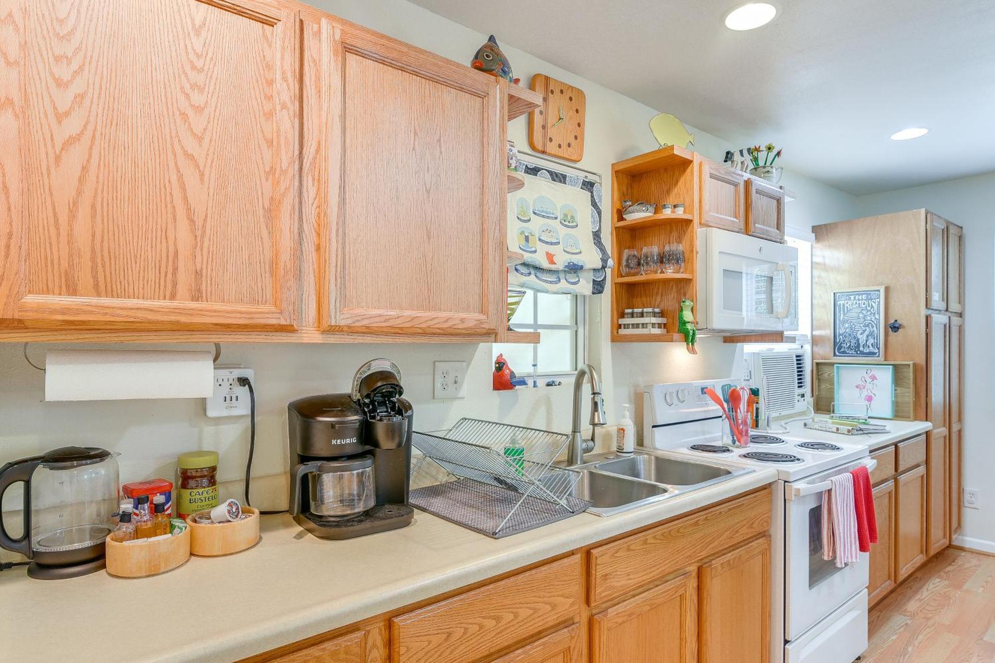 Cozy Galveston Apartment With Private Beach Pass! Dış mekan fotoğraf