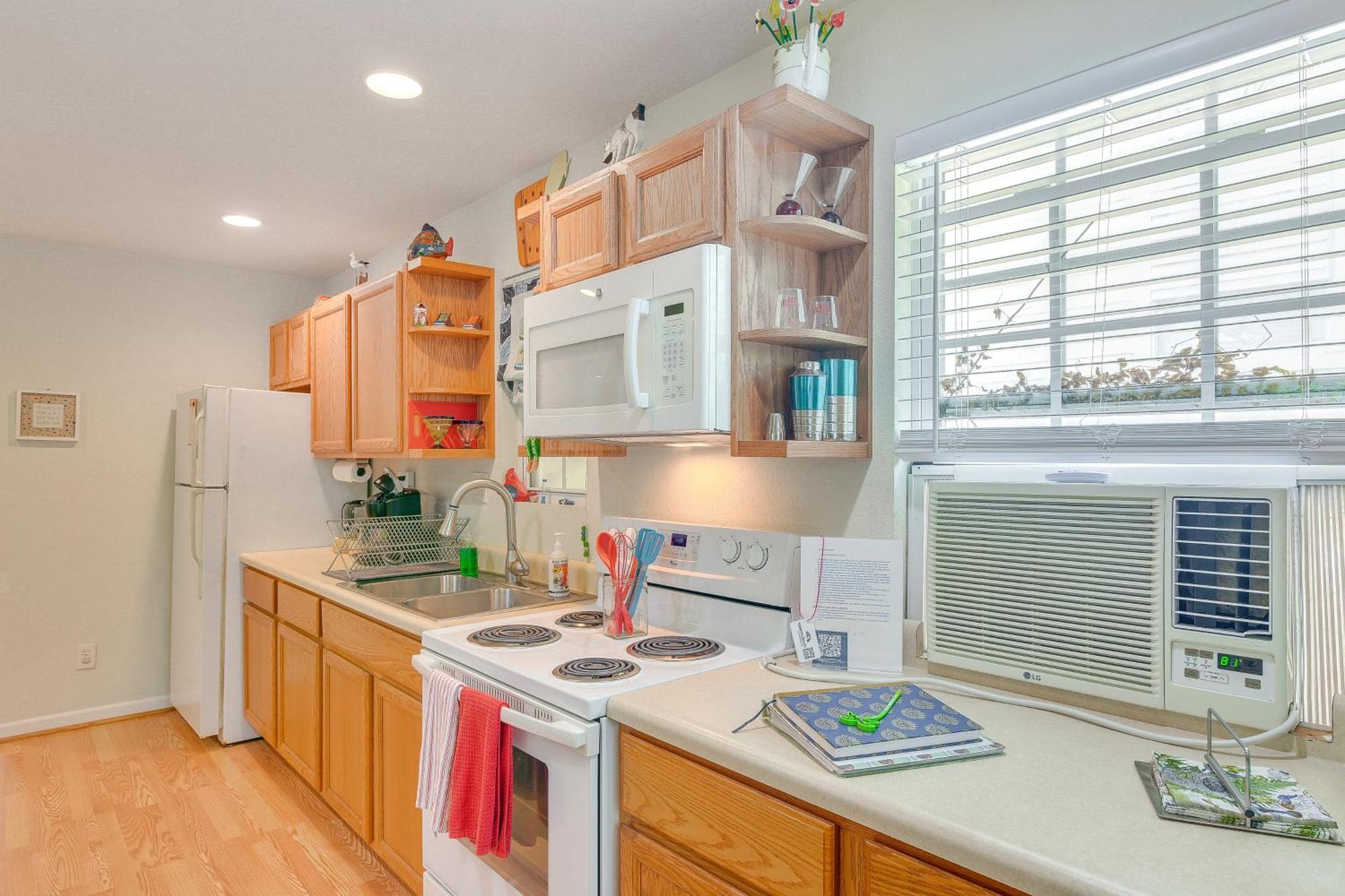 Cozy Galveston Apartment With Private Beach Pass! Dış mekan fotoğraf